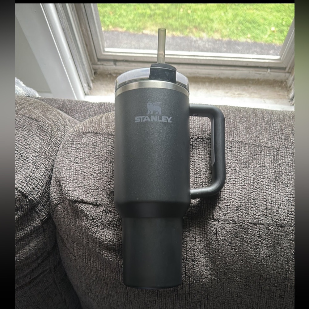 Black Stanley Quencher